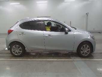 MAZDA DEMIO 2019 Image 3