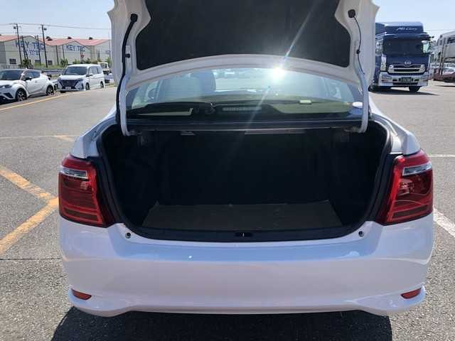 TOYOTA COROLLA AXIO 2017 Image 20