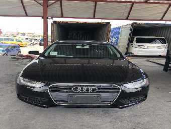 AUDI A4 AVANT 2012 Image 9
