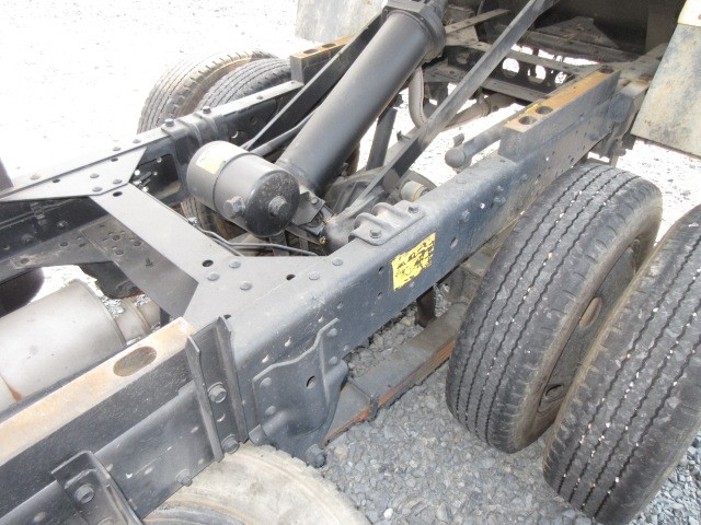 ISUZU ELF DUMP TRUCK 2000 Image 24