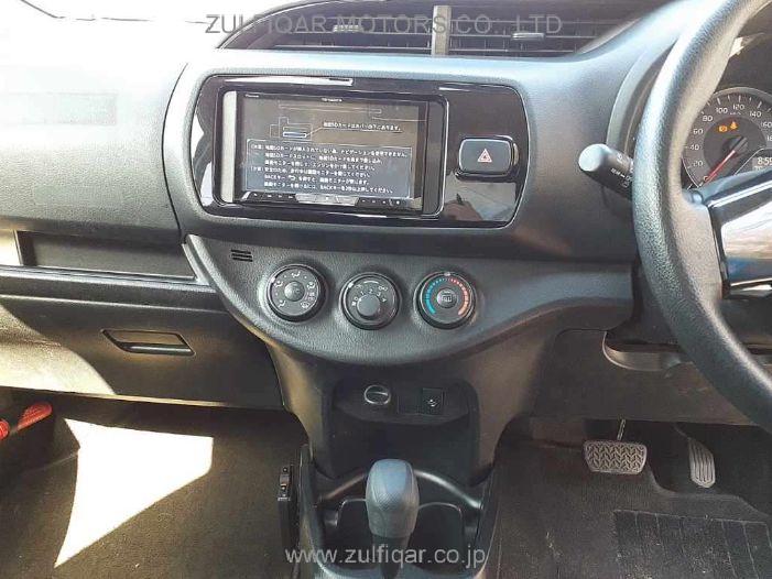 TOYOTA VITZ 2019 Image 9