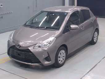TOYOTA VITZ 2019 Image 1