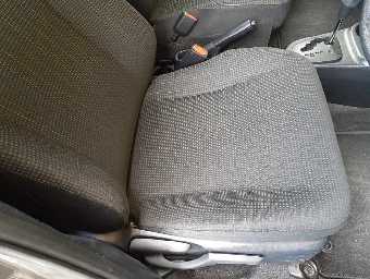 TOYOTA VITZ 2019 Image 8