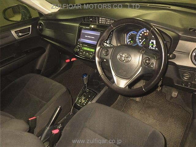 TOYOTA COROLLA AXIO 2015 Image 3