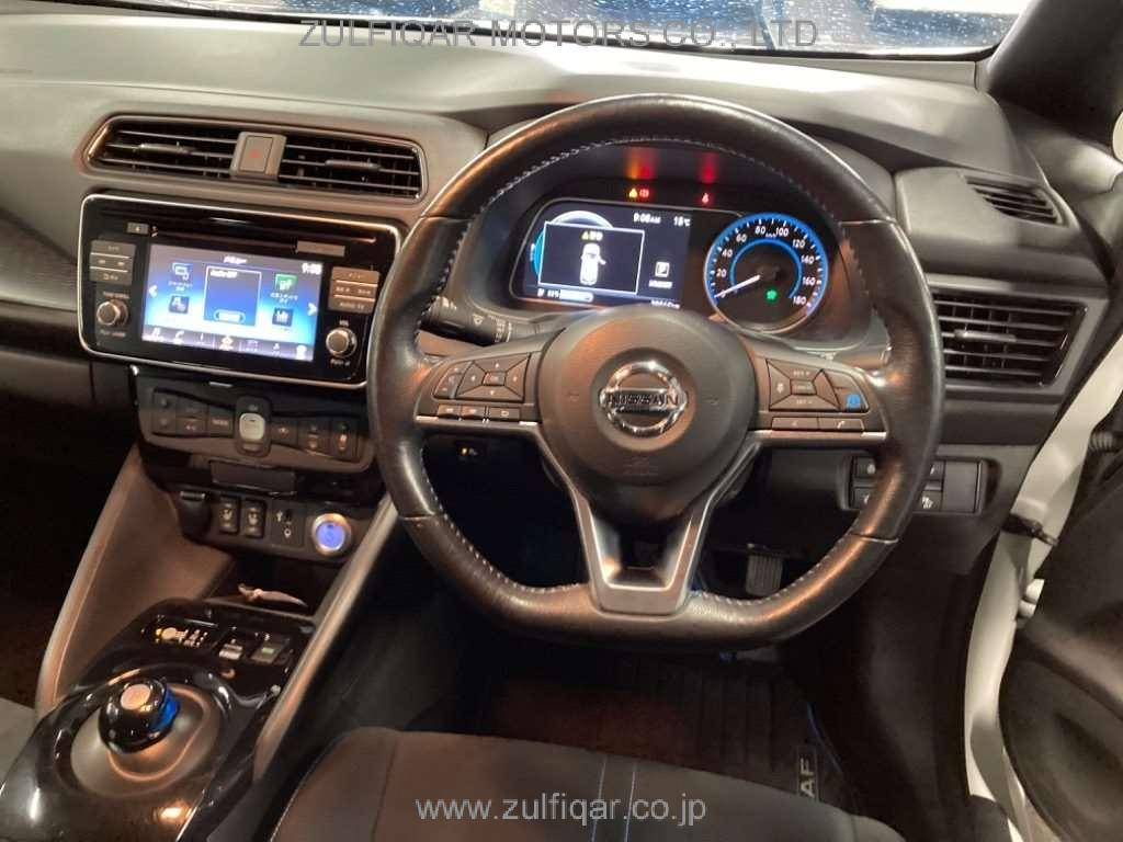 NISSAN LEAF 2019 Image 6