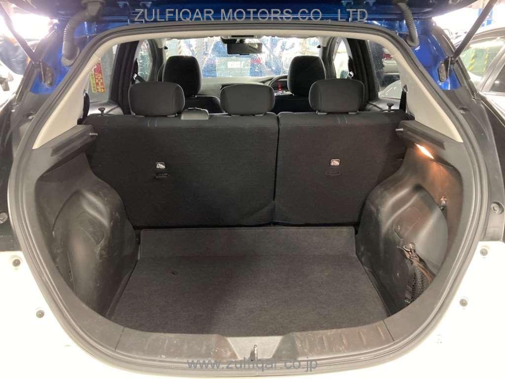 NISSAN LEAF 2019 Image 9