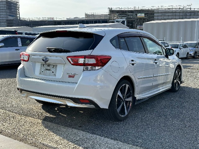 SUBARU IMPREZA SPORT 2017 Image 24