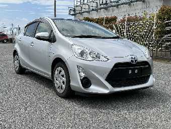 TOYOTA AQUA 2017 Image 5