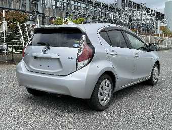 TOYOTA AQUA 2017 Image 6