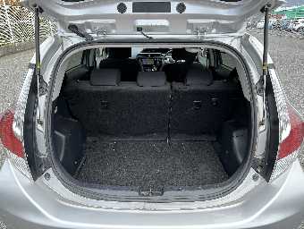 TOYOTA AQUA 2017 Image 8