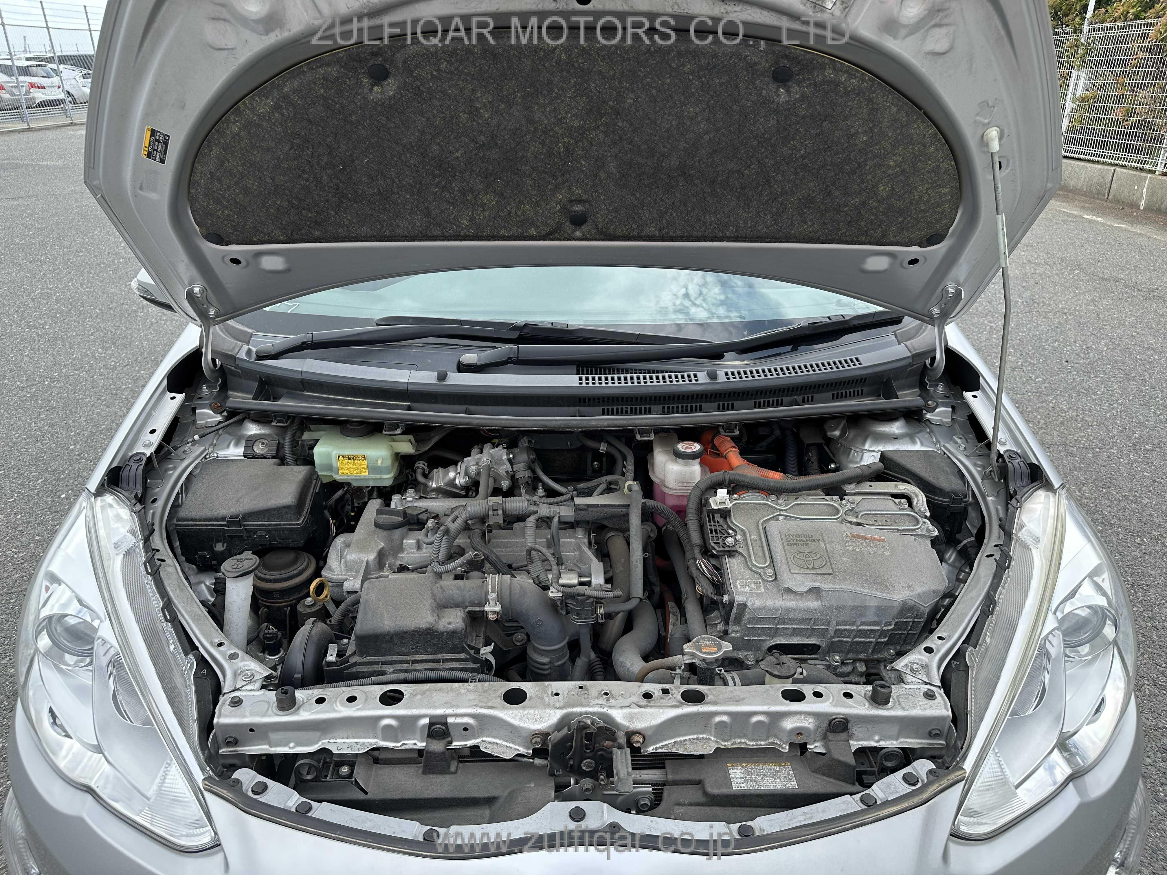 TOYOTA AQUA 2017 Image 10