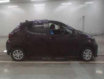 TOYOTA YARIS 2021 Image 3