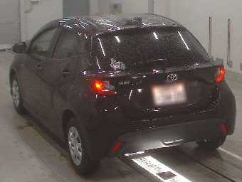 TOYOTA YARIS 2021 Image 6