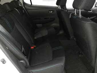 NISSAN LEAF 2020 Image 9