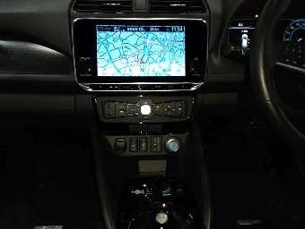 NISSAN LEAF 2020 Image 10