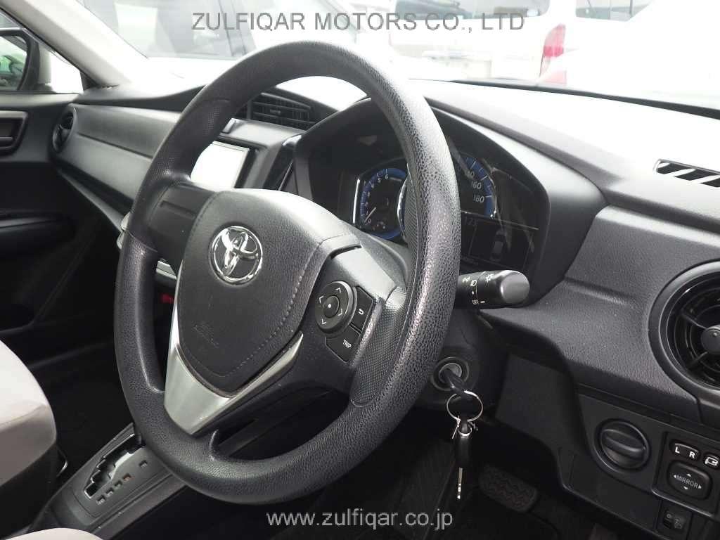 TOYOTA COROLLA AXIO 2015 Image 7