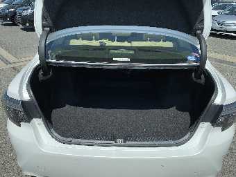 TOYOTA MARK X 2017 Image 8