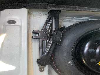 TOYOTA MARK X 2017 Image 9