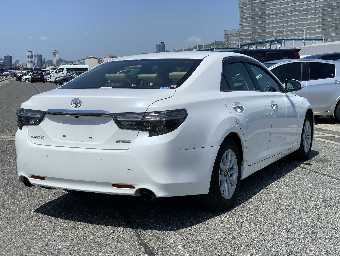 TOYOTA MARK X 2017 Image 10