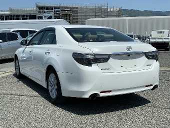TOYOTA MARK X 2017 Image 11