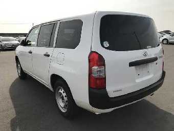 TOYOTA PROBOX 2018 Image 17