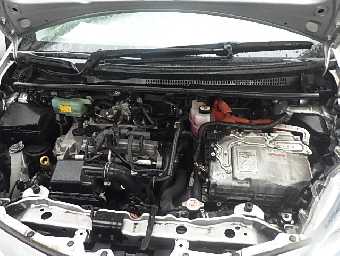 TOYOTA VITZ 2018 Image 18