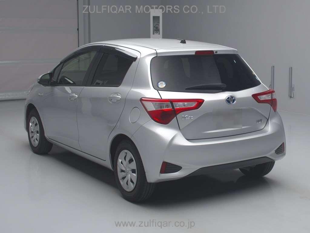 TOYOTA VITZ 2018 Image 4