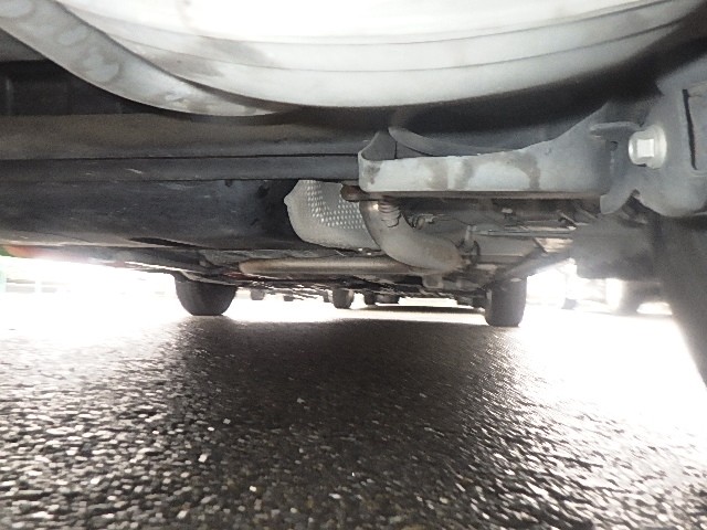 TOYOTA VITZ 2018 Image 31