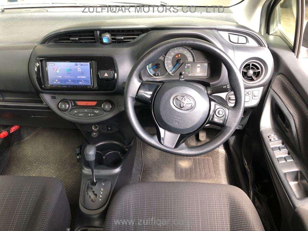 TOYOTA VITZ 2018 Image 6