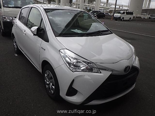 TOYOTA VITZ 2018 Image 11
