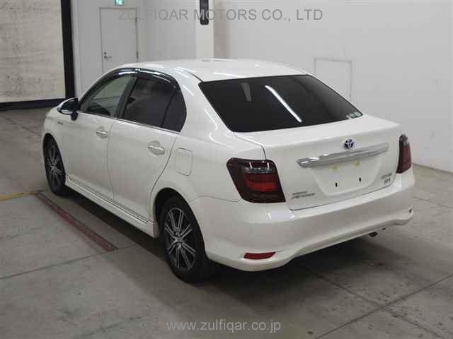TOYOTA COROLLA AXIO 2016 Image 2
