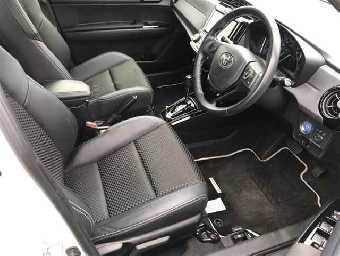 TOYOTA COROLLA AXIO 2016 Image 3