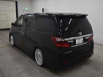TOYOTA ALPHARD 2012 Image 2