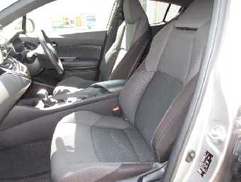 TOYOTA C-HR 2020 Image 12