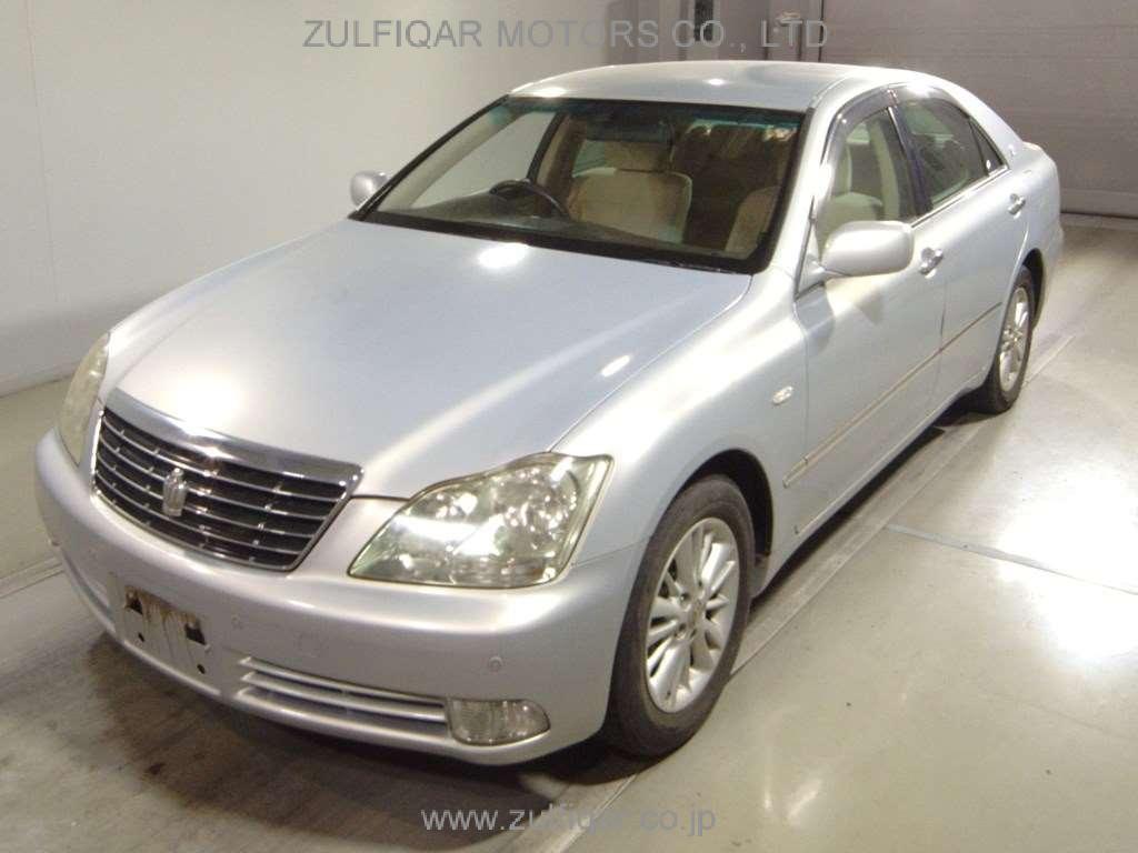 TOYOTA CROWN 2004 Image 1