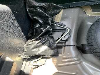 TOYOTA VITZ 2017 Image 15