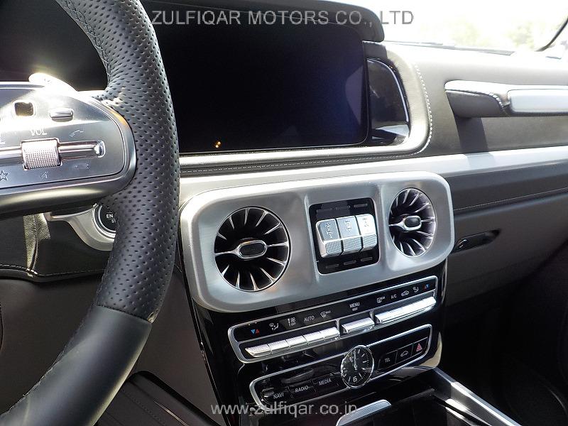 MERCEDES AMG G CLASS 2022 Image 21