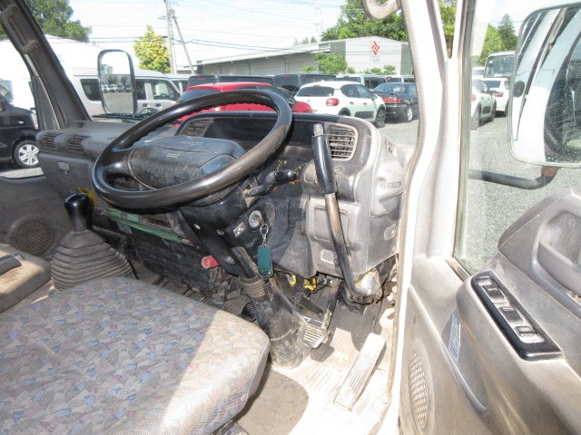 ISUZU ELF DUMP TRUCK 2000 Image 27