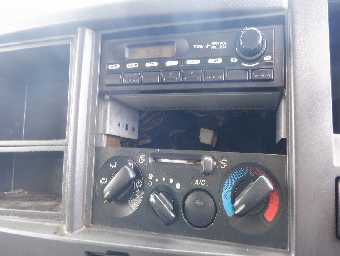 ISUZU ELF TRUCK 2010 Image 8