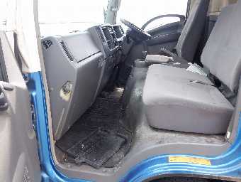 ISUZU ELF TRUCK 2010 Image 10