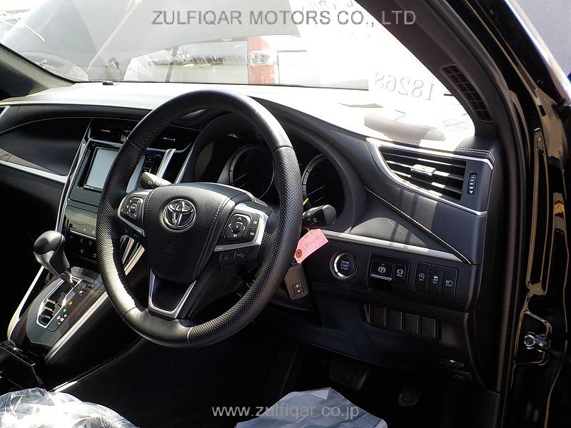 TOYOTA HARRIER 2019 Image 7