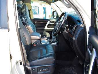 TOYOTA LAND CRUISER 2019 Image 9