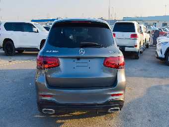 MERCEDES BENZ GLC CLASS 2019 Image 2