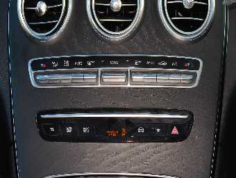 MERCEDES BENZ GLC CLASS 2019 Image 15