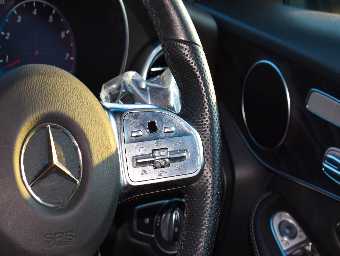 MERCEDES BENZ GLC CLASS 2019 Image 9