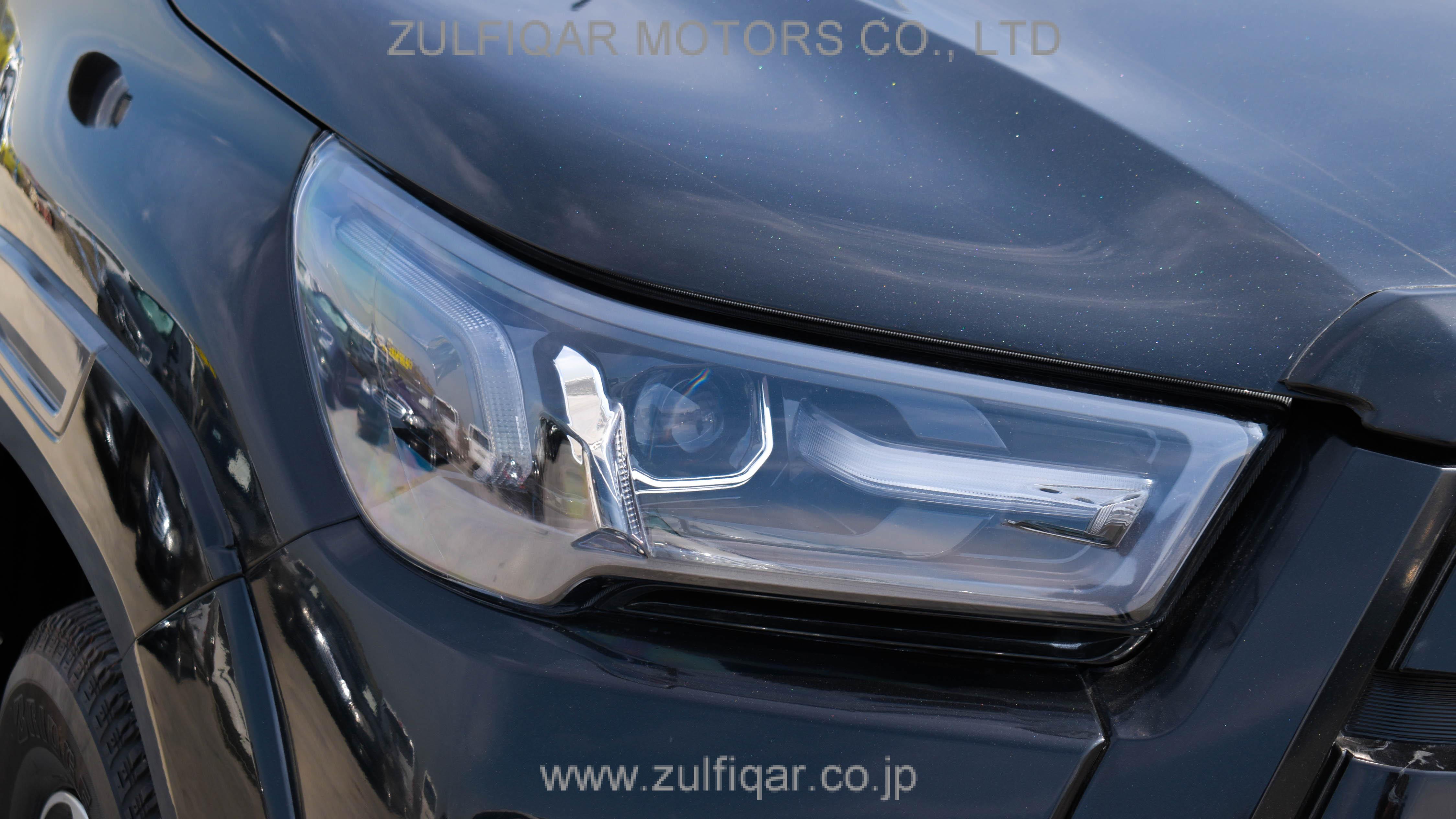 TOYOTA HILUX 2016 Image 8