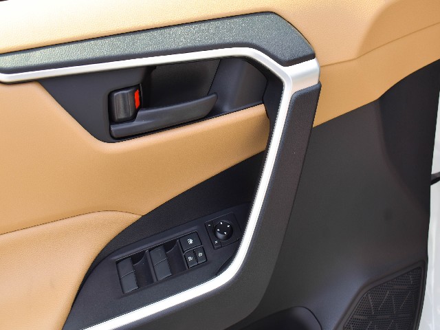 TOYOTA RAV-4 2023 Image 20