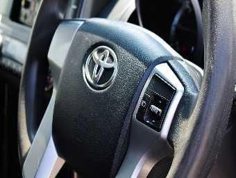 TOYOTA PRADO 2017 Image 12