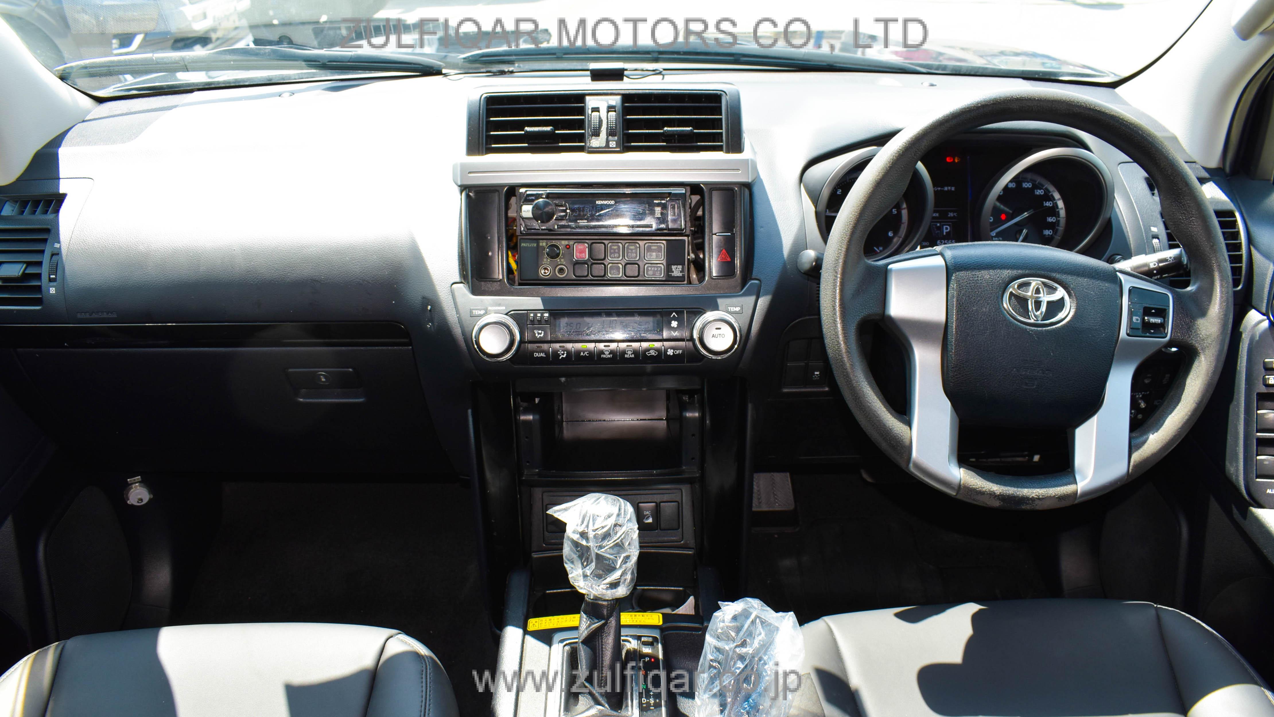 TOYOTA PRADO 2017 Image 3