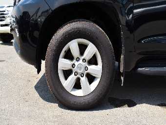 TOYOTA PRADO 2017 Image 6